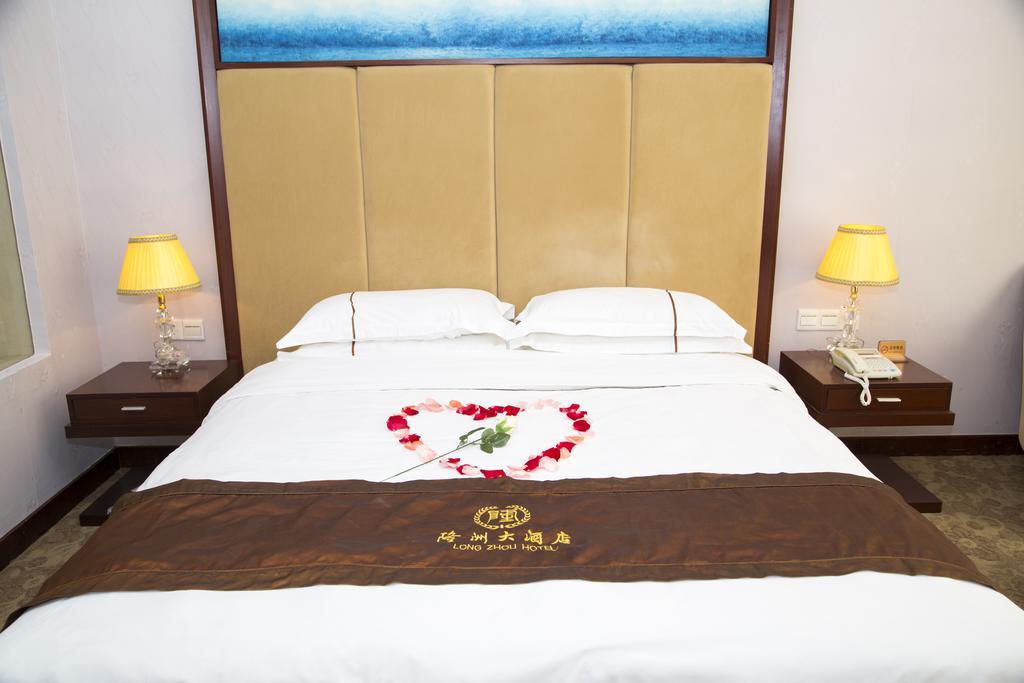 Long Zhou Grand Hotel Kanton Zimmer foto